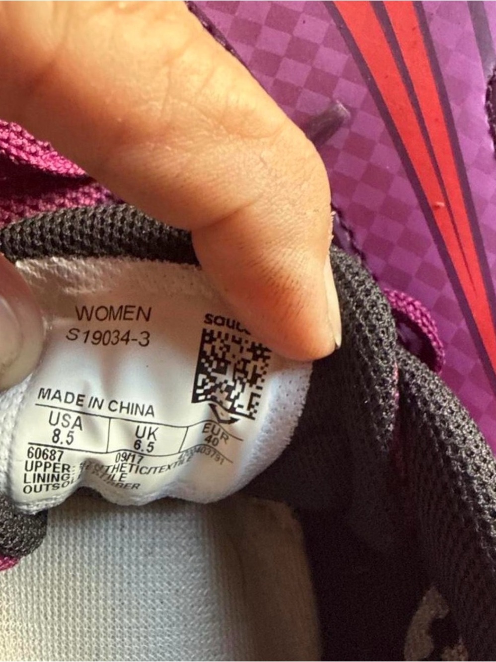 Women's Pink Athletic Sneakers - Lightweight Performance - Picture 3 of 3